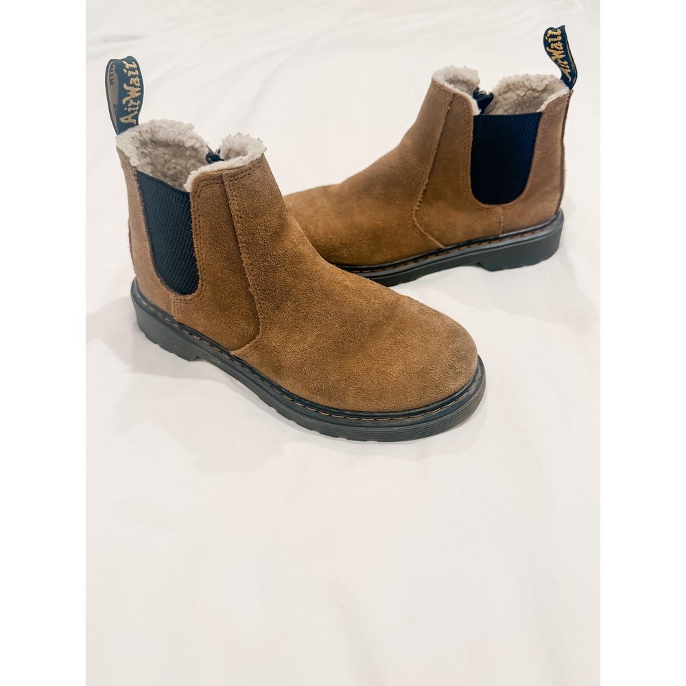 Dr Martens 2976 Leonore Chelsea Boots Tan Suede Shearling Lined Women 5